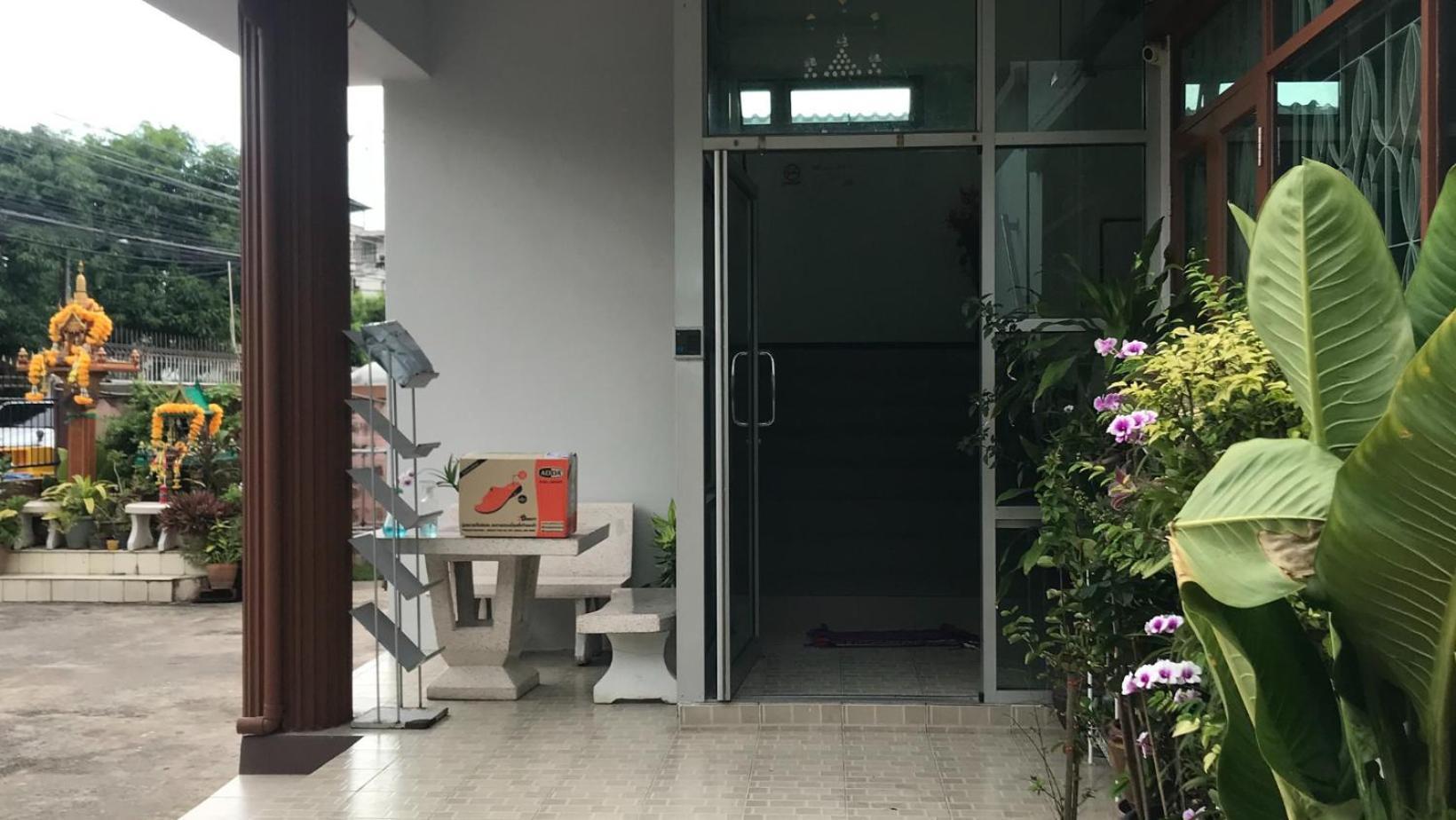 ธิติกาญจน์ อพาร์ทเม้นท์ Apartment Ban Khlong Samrong Exterior photo